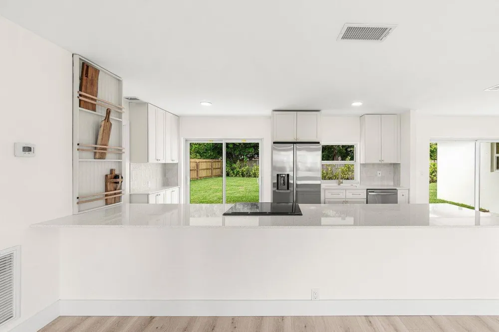 2433 Palm Road West Palm Beach, FL 33406