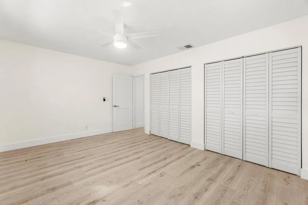 2433 Palm Road West Palm Beach, FL 33406