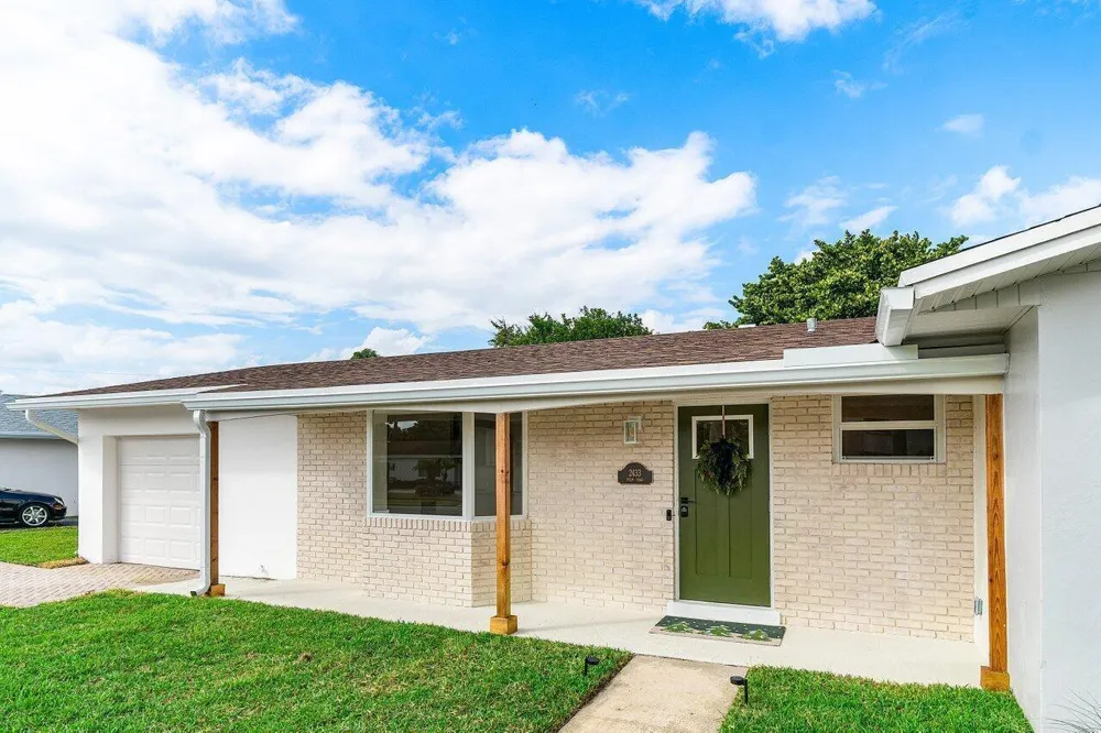 2433 Palm Road West Palm Beach, FL 33406