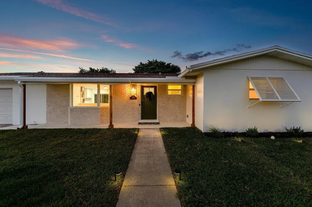 2433 Palm Road West Palm Beach, FL 33406