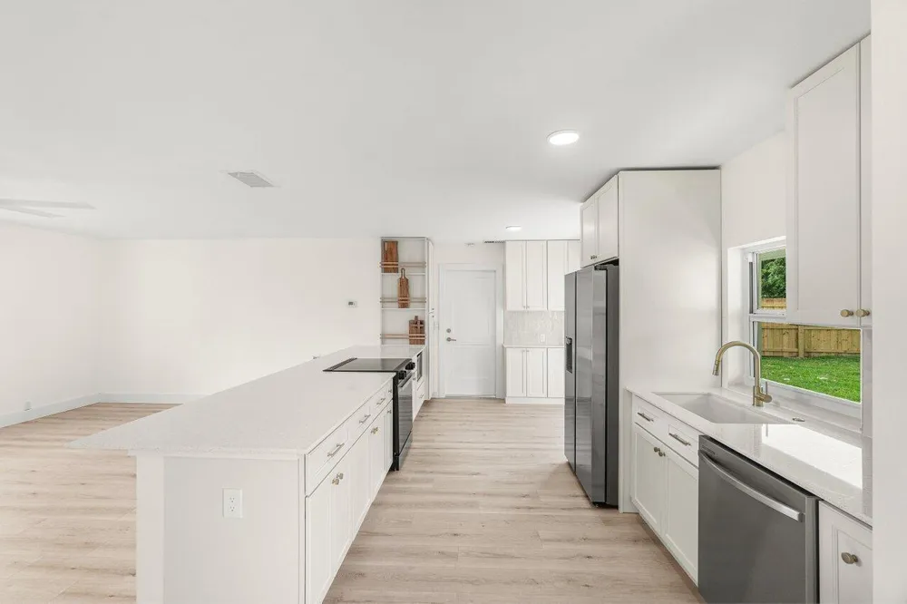 2433 Palm Road West Palm Beach, FL 33406