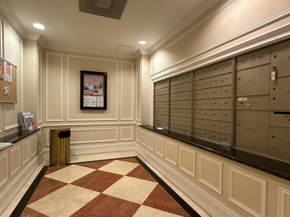 16100 Emerald Estates Drive #389 Weston, FL 33331