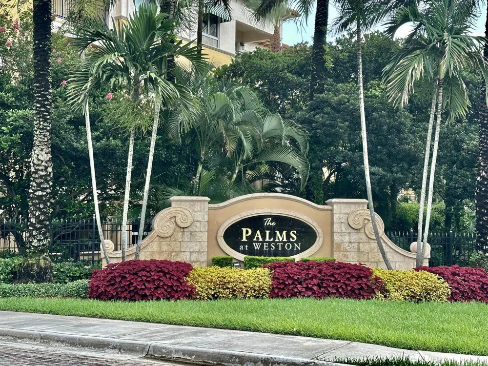 16100 Emerald Estates Drive #389 Weston, FL 33331