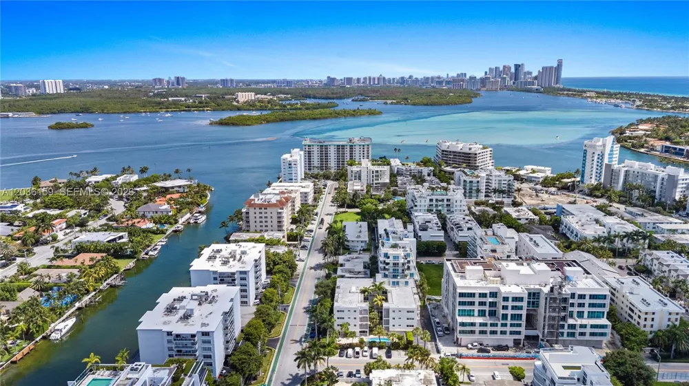 10001 W Bay Harbor Dr #202 Bay Harbor Islands, FL 33154