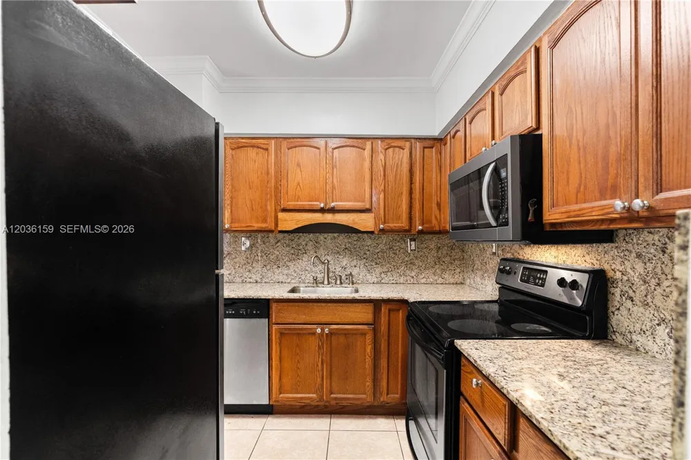 10001 W Bay Harbor Dr #202 Bay Harbor Islands, FL 33154