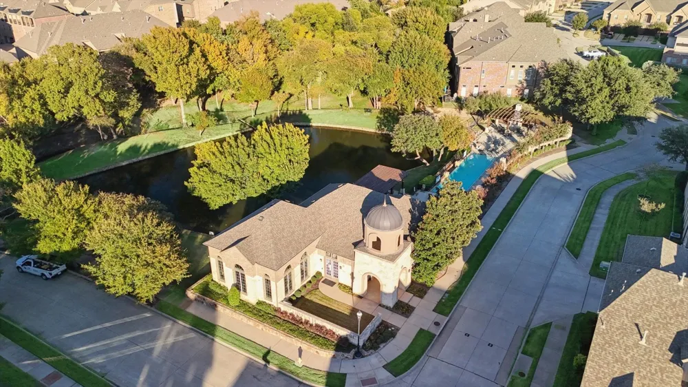 2812 Cedar Elm Drive Carrollton, TX 75010