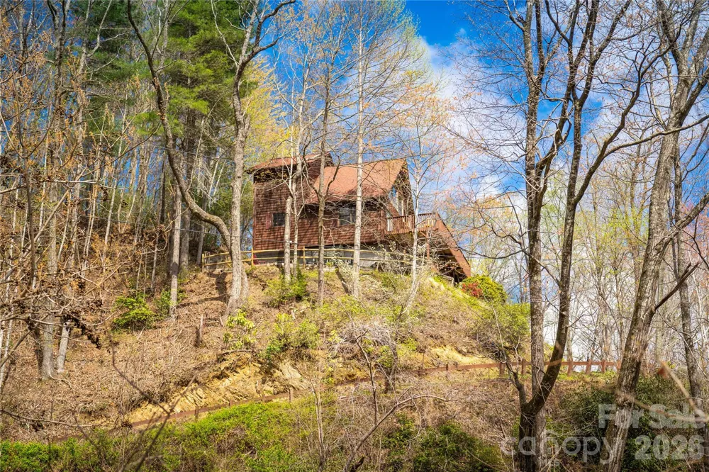 6006 Waterfalls Road Lenoir, NC 28645