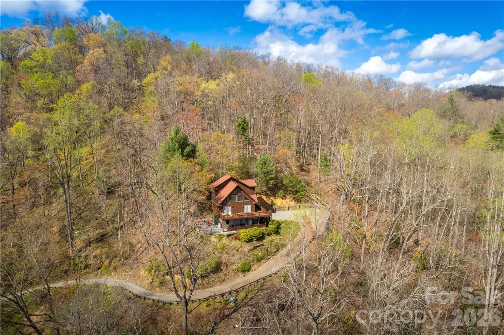 6006 Waterfalls Road Lenoir, NC 28645