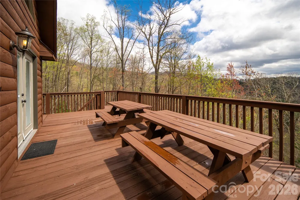 6006 Waterfalls Road Lenoir, NC 28645