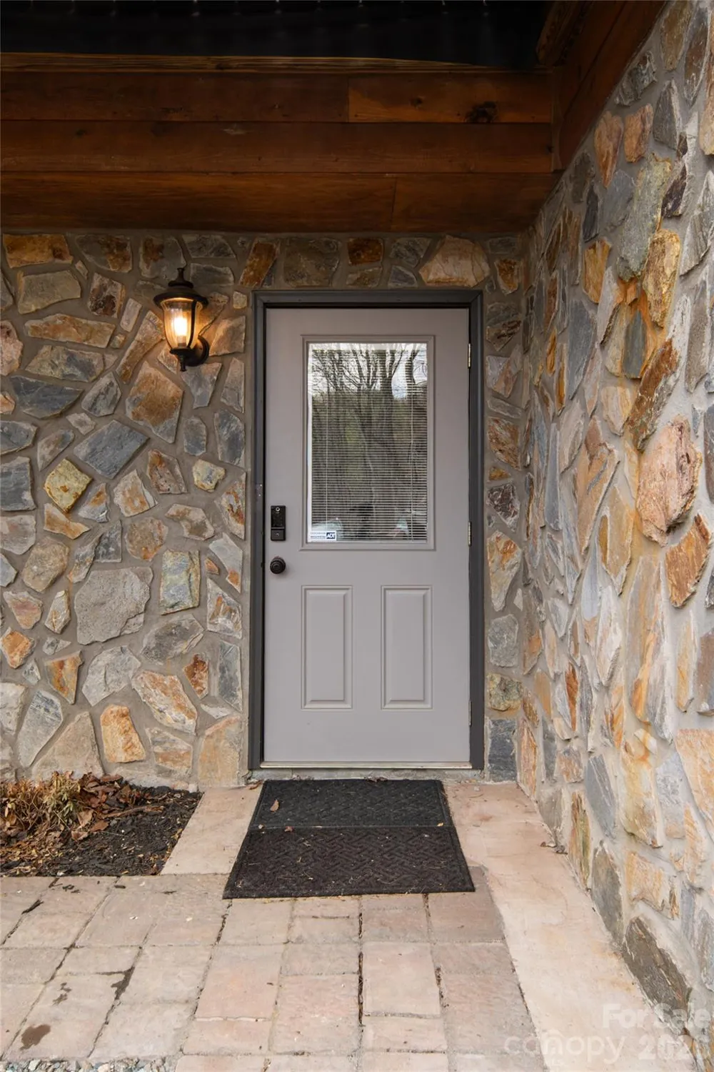6006 Waterfalls Road Lenoir, NC 28645