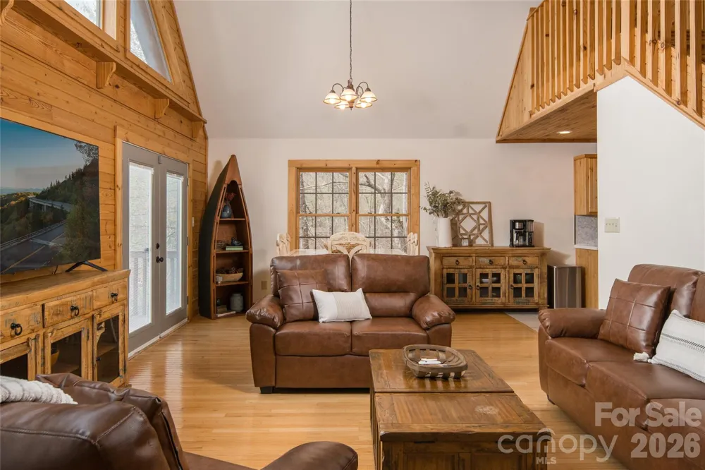 6006 Waterfalls Road Lenoir, NC 28645