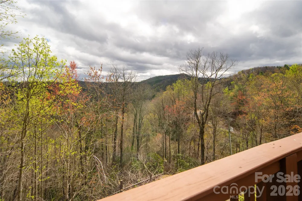 6006 Waterfalls Road Lenoir, NC 28645