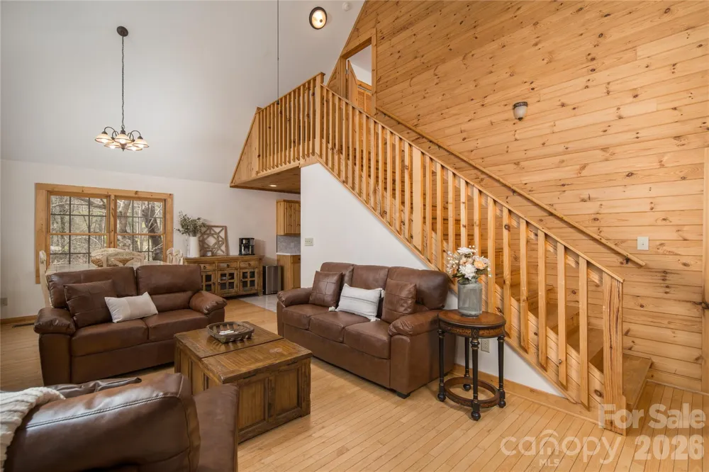 6006 Waterfalls Road Lenoir, NC 28645