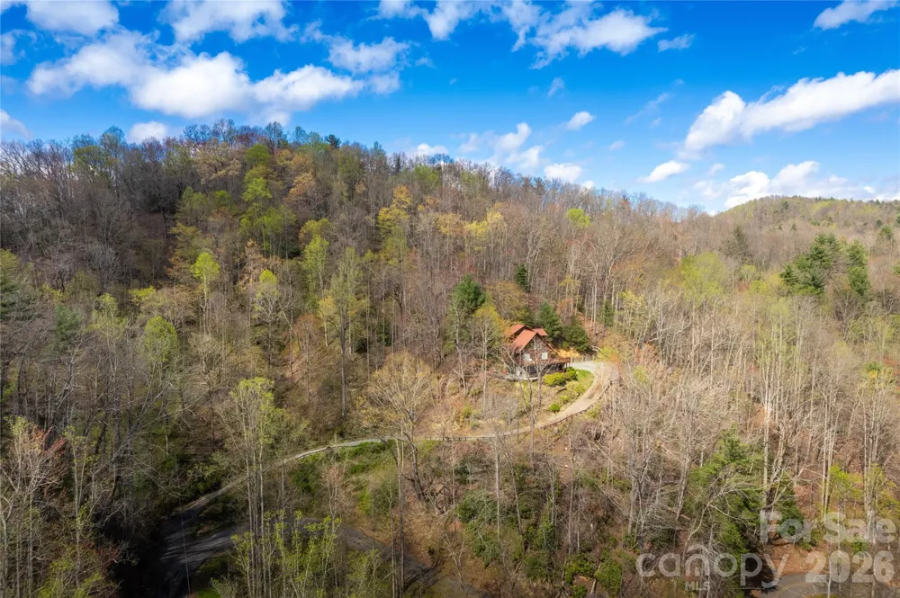 6006 Waterfalls Road Lenoir, NC 28645