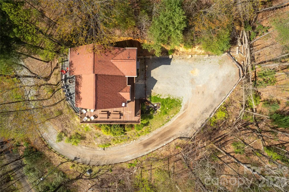 6006 Waterfalls Road Lenoir, NC 28645