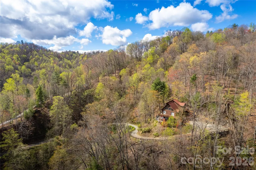 6006 Waterfalls Road Lenoir, NC 28645