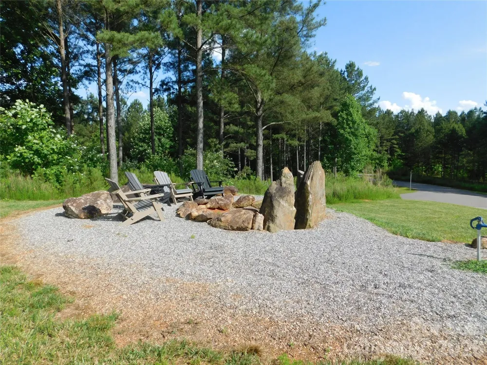 139 W Settings Boulevard NW #106 Valdese, NC 28690
