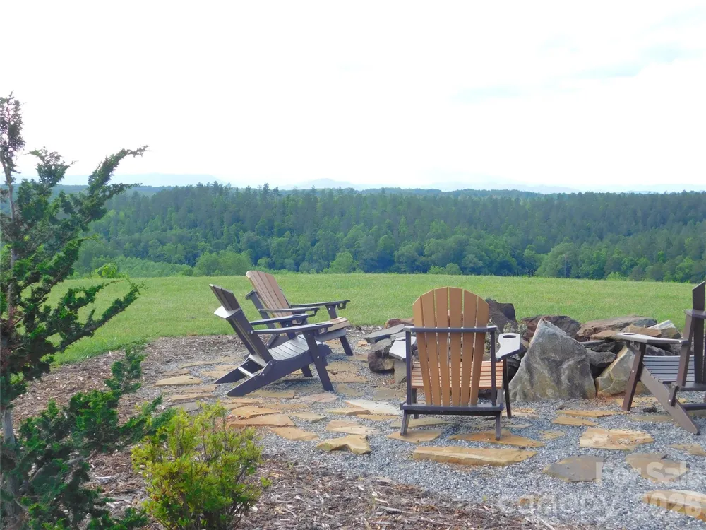 139 W Settings Boulevard NW #106 Valdese, NC 28690