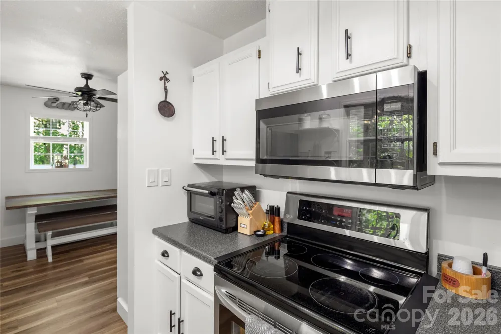 354 Boulder View Drive Flat Rock, NC 28731