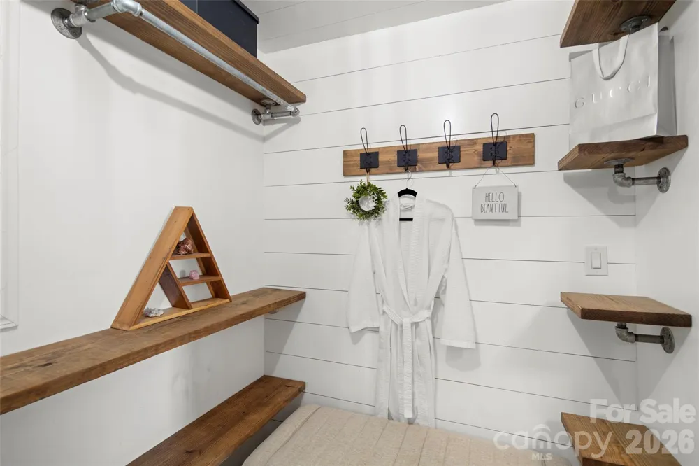 354 Boulder View Drive Flat Rock, NC 28731