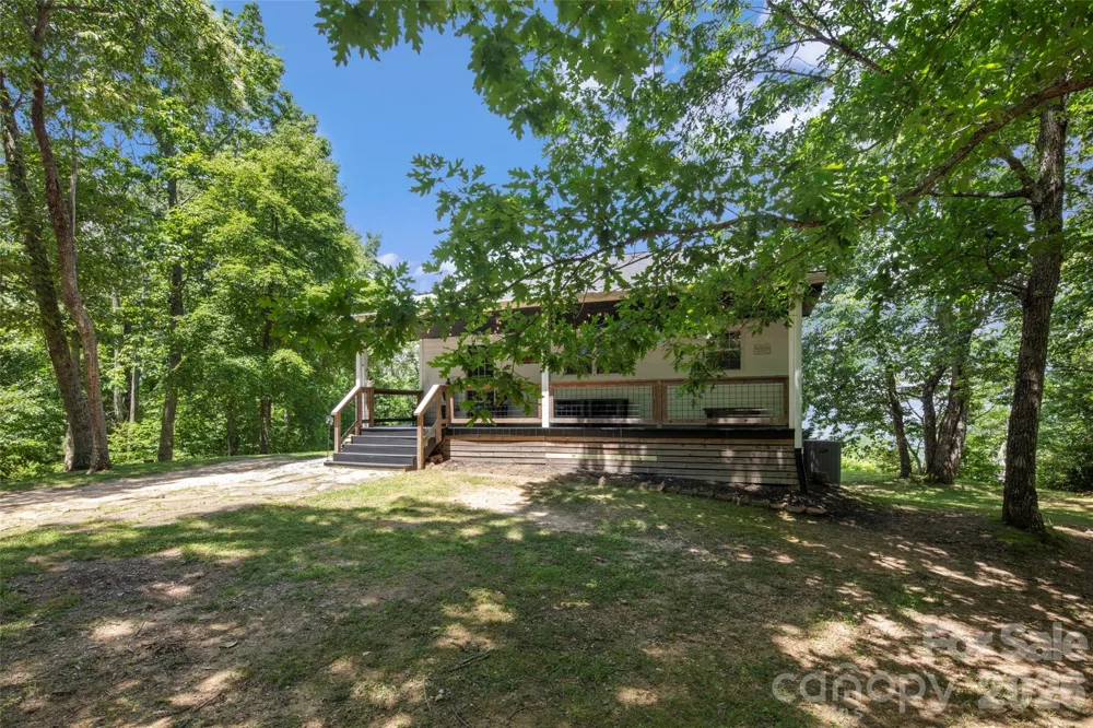 354 Boulder View Drive Flat Rock, NC 28731