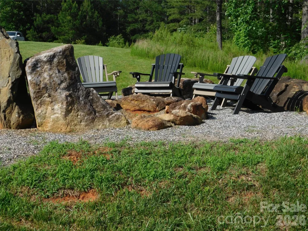 207 W Settings Boulevard NW Valdese, NC 28690