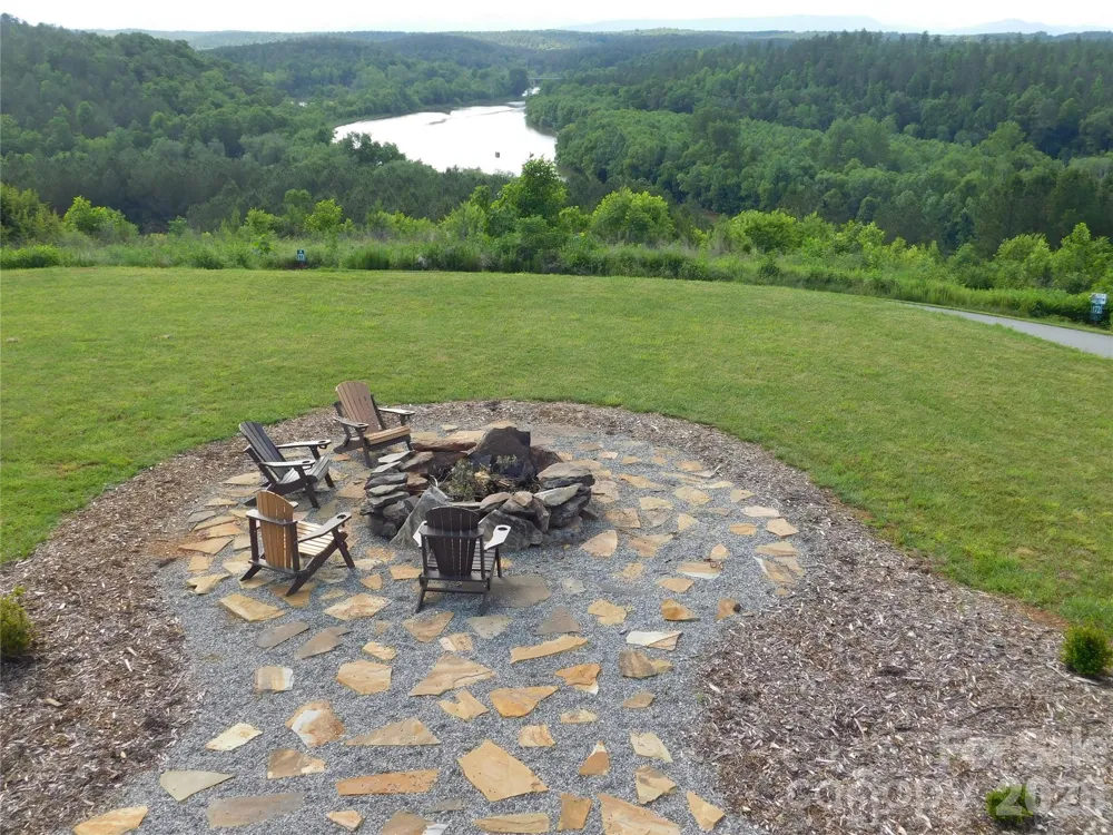 207 W Settings Boulevard NW Valdese, NC 28690