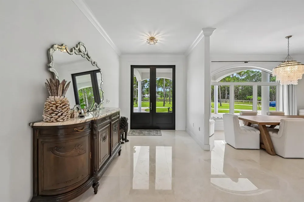 14819 Broken Arrow Place Palm Beach Gardens, FL 33418