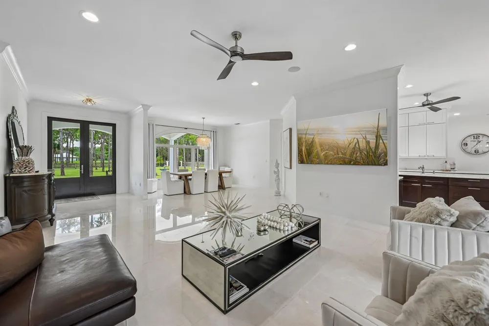 14819 Broken Arrow Place Palm Beach Gardens, FL 33418