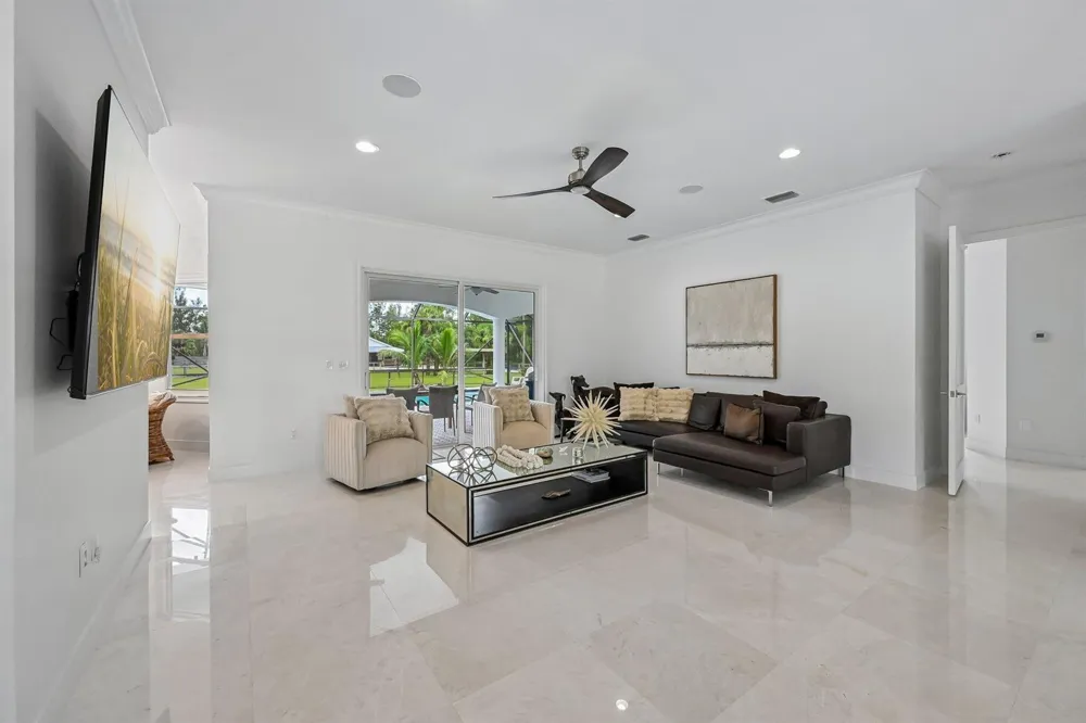 14819 Broken Arrow Place Palm Beach Gardens, FL 33418