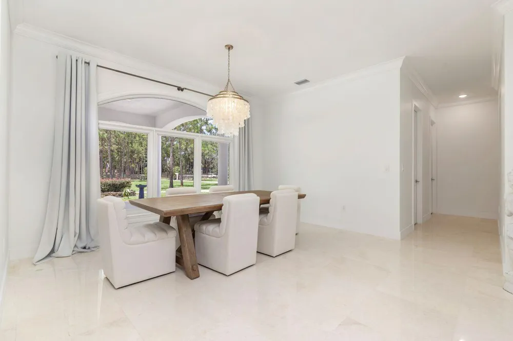 14819 Broken Arrow Place Palm Beach Gardens, FL 33418