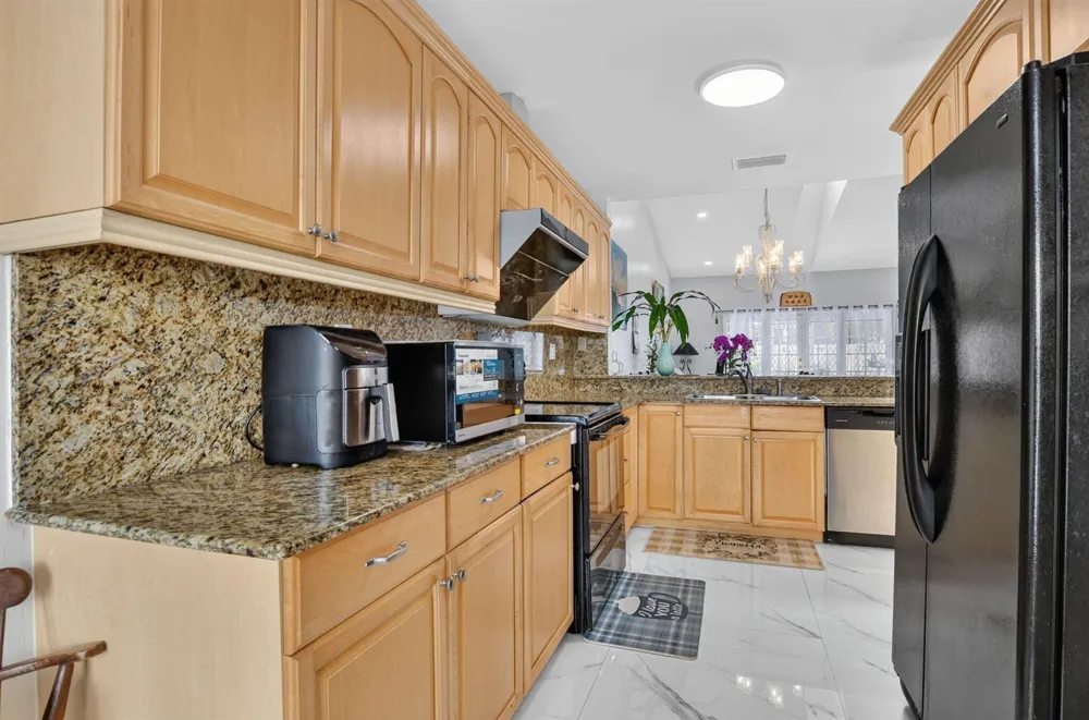 4460 NE 5th Avenue Boca Raton, FL 33431