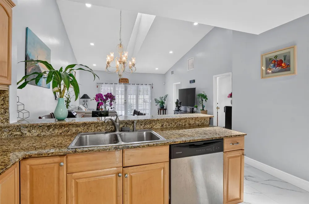 4460 NE 5th Avenue Boca Raton, FL 33431