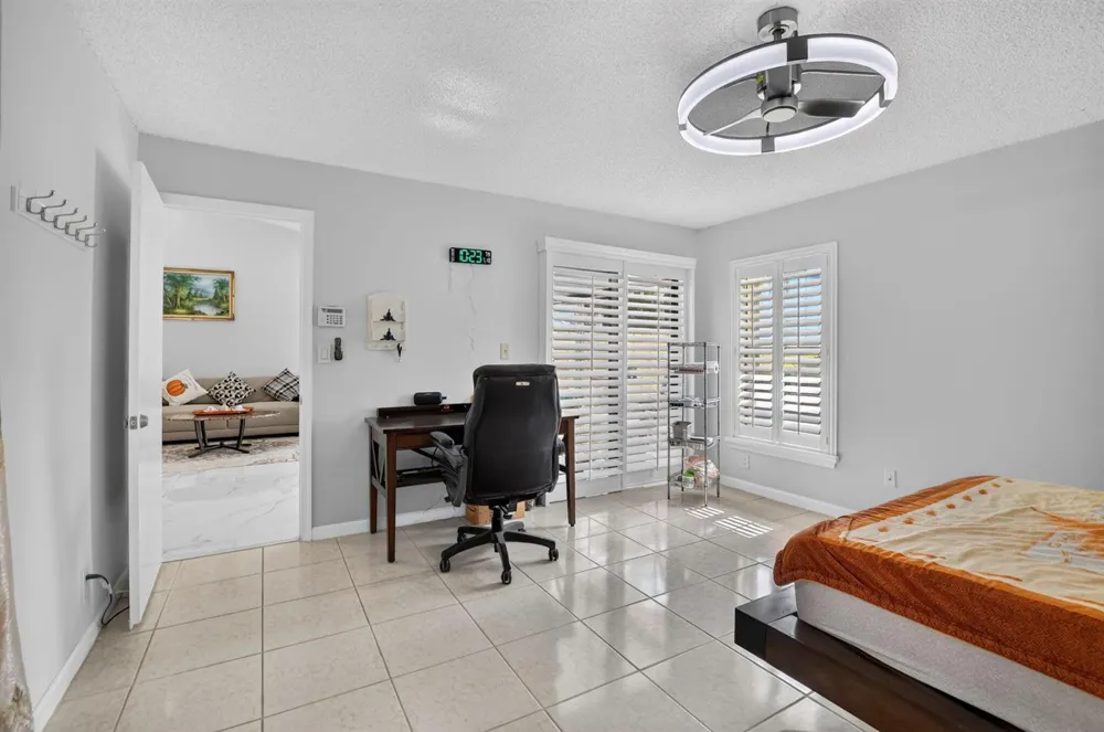 4460 NE 5th Avenue Boca Raton, FL 33431