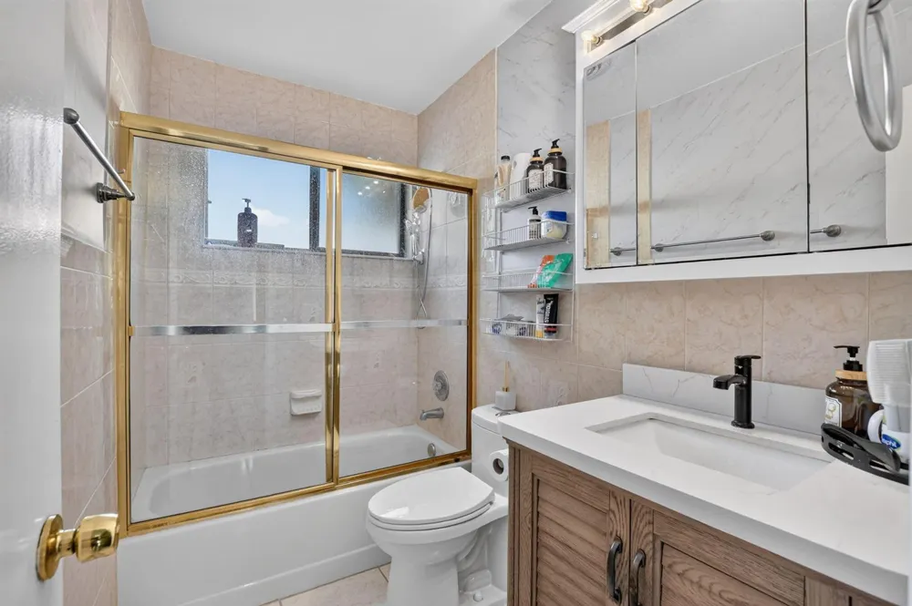 4460 NE 5th Avenue Boca Raton, FL 33431