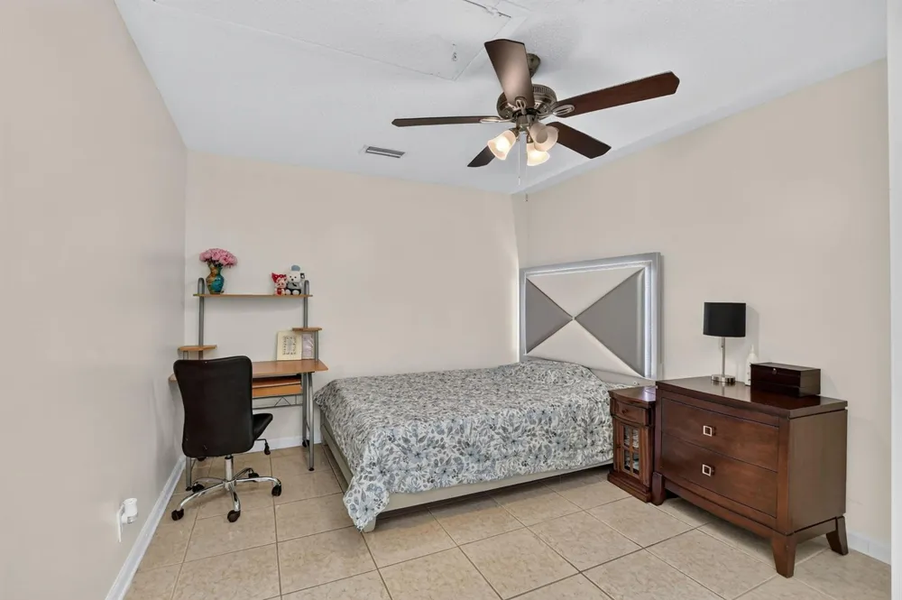 4460 NE 5th Avenue Boca Raton, FL 33431