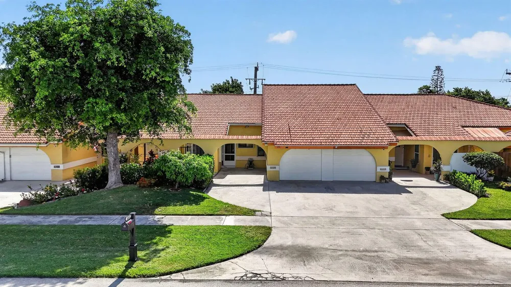 4460 NE 5th Avenue Boca Raton, FL 33431