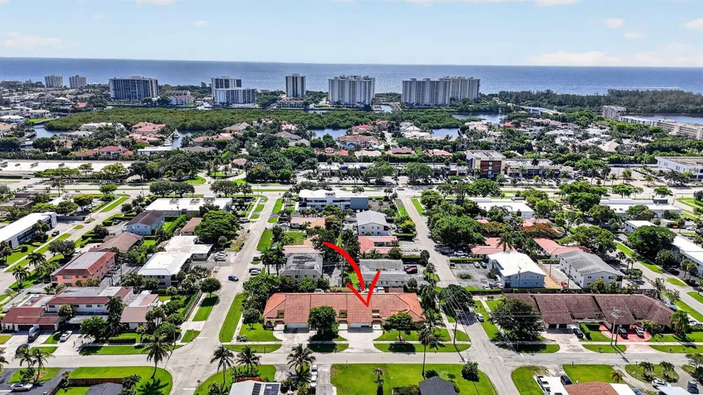 4460 NE 5th Avenue Boca Raton, FL 33431