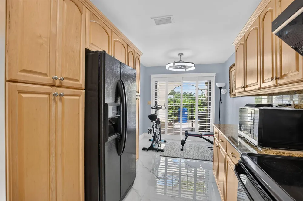 4460 NE 5th Avenue Boca Raton, FL 33431