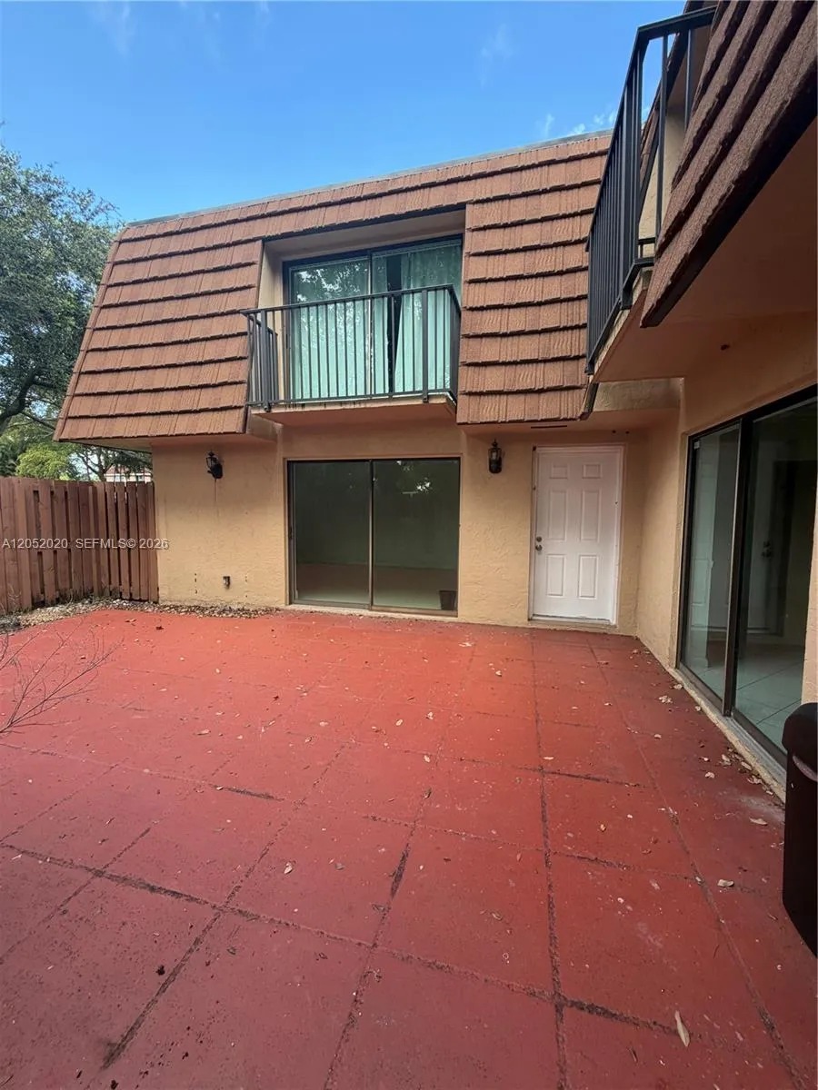2563 CAMELOT #2563 Cooper City, FL 33026