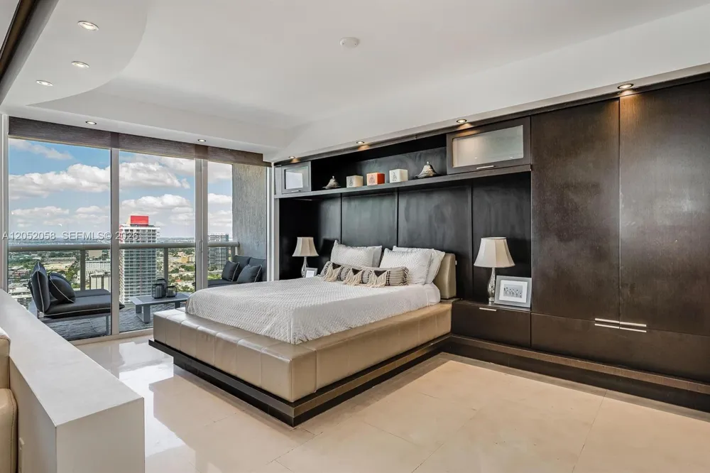 1800 S Ocean Dr #3109 Hallandale Beach, FL 33009