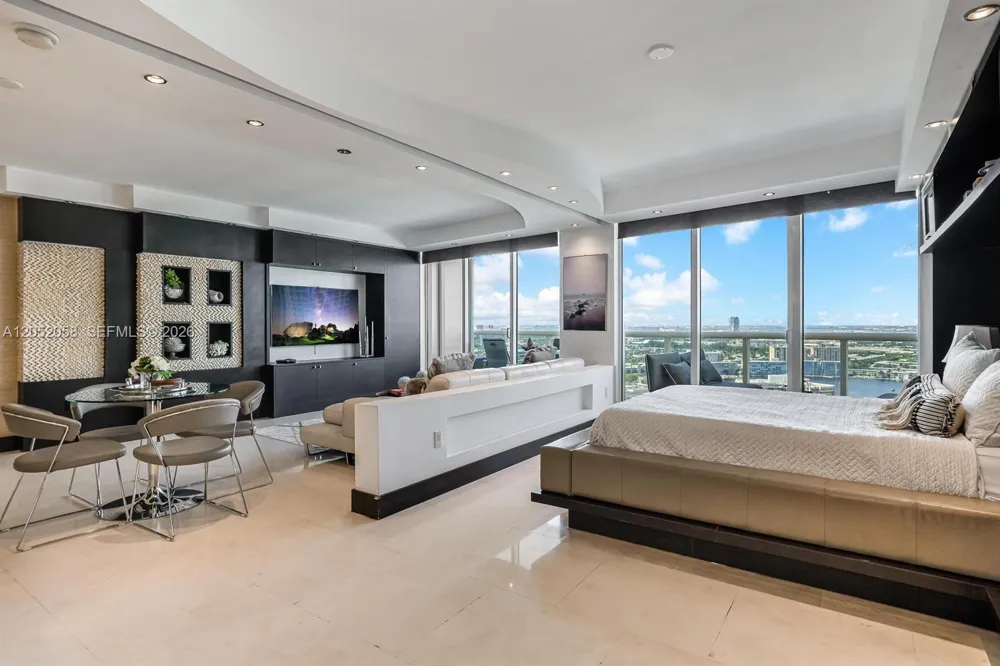 1800 S Ocean Dr #3109 Hallandale Beach, FL 33009