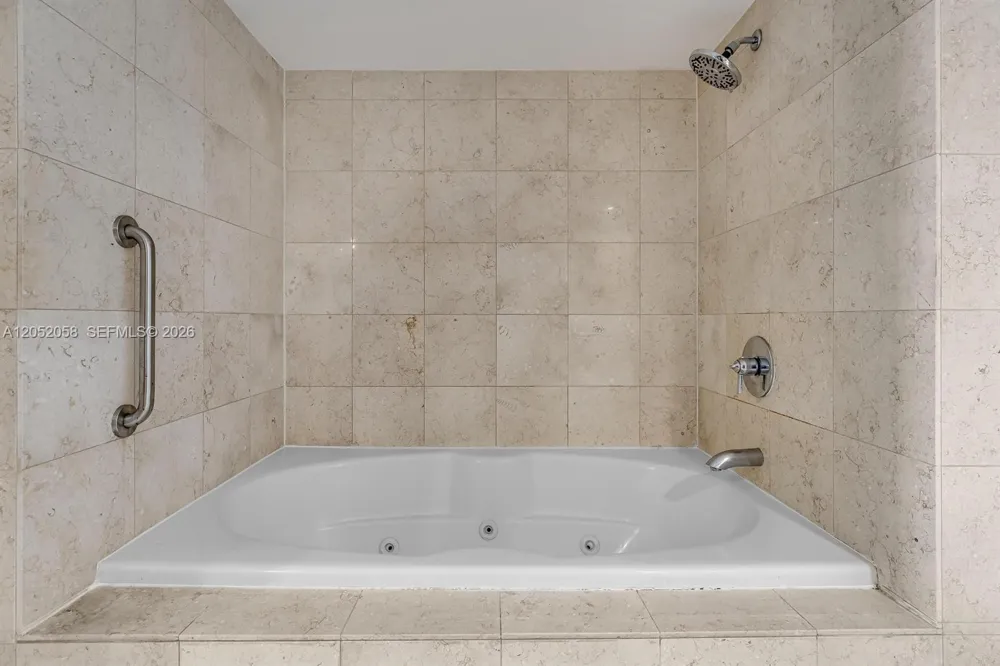 1800 S Ocean Dr #3109 Hallandale Beach, FL 33009