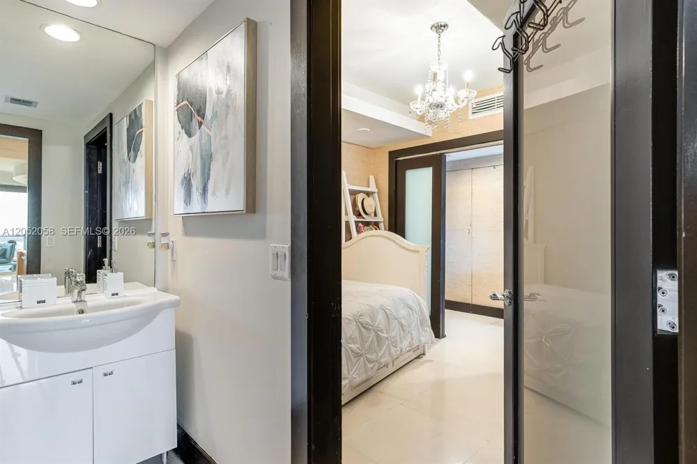 1800 S Ocean Dr #3109 Hallandale Beach, FL 33009