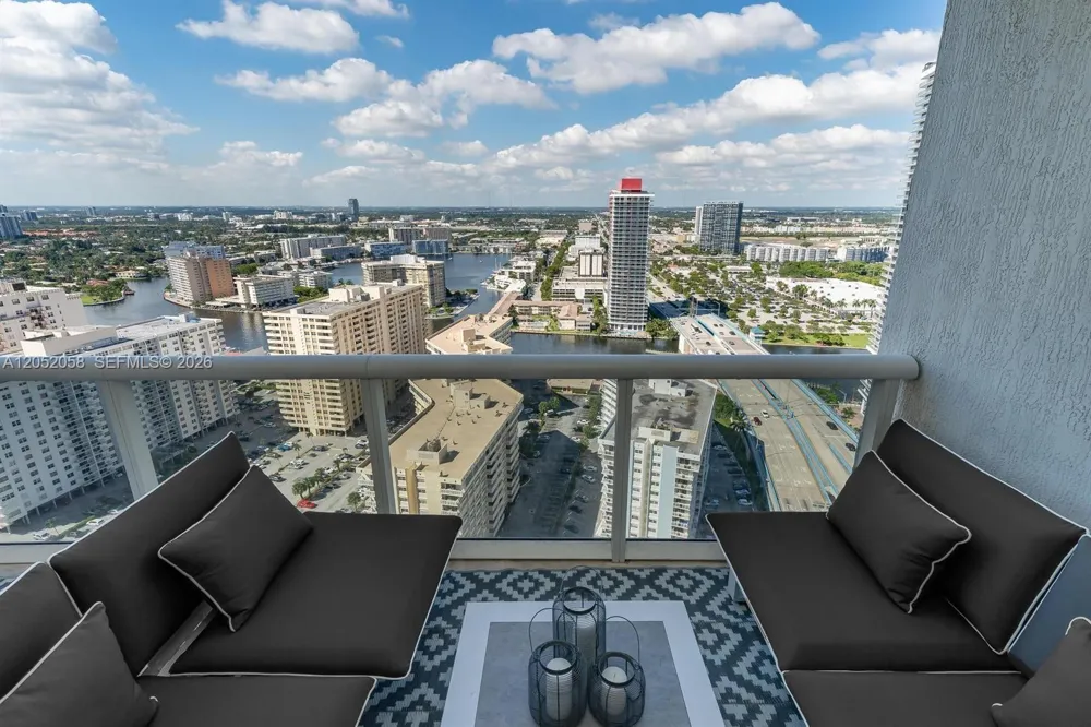 1800 S Ocean Dr #3109 Hallandale Beach, FL 33009