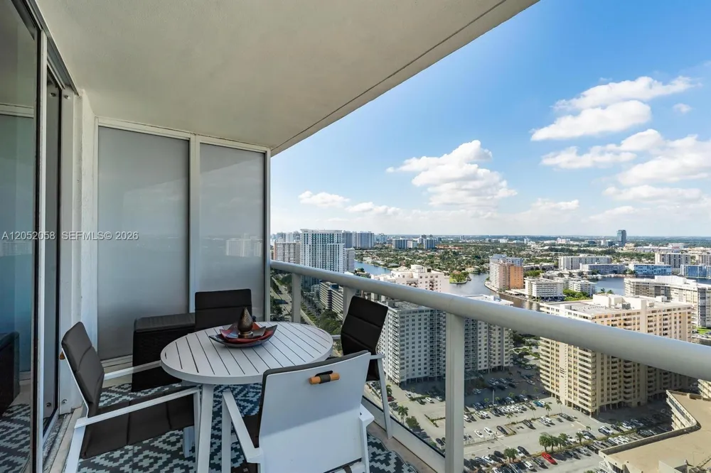 1800 S Ocean Dr #3109 Hallandale Beach, FL 33009