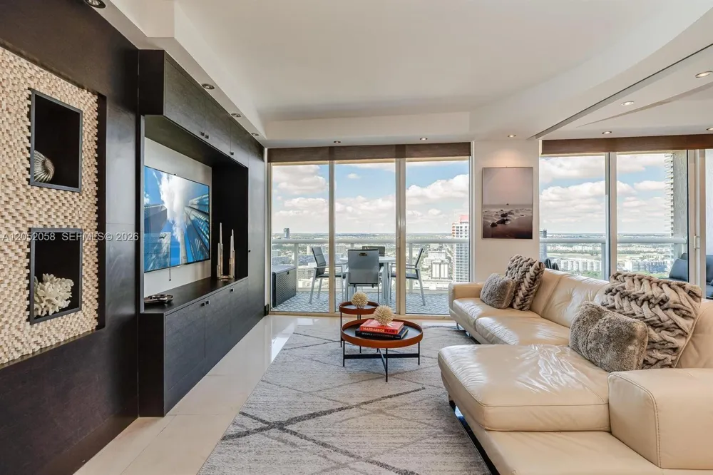 1800 S Ocean Dr #3109 Hallandale Beach, FL 33009