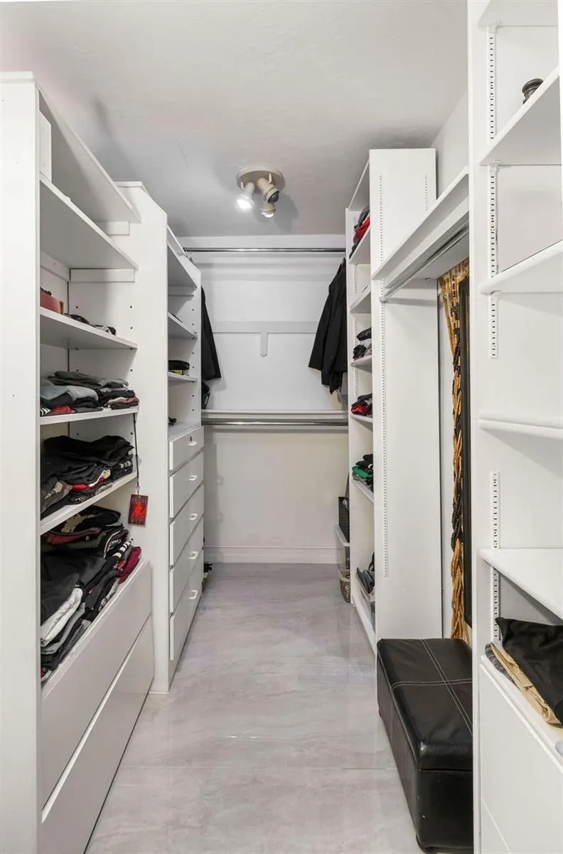 19885 NE 22nd Avenue Miami, FL 33180