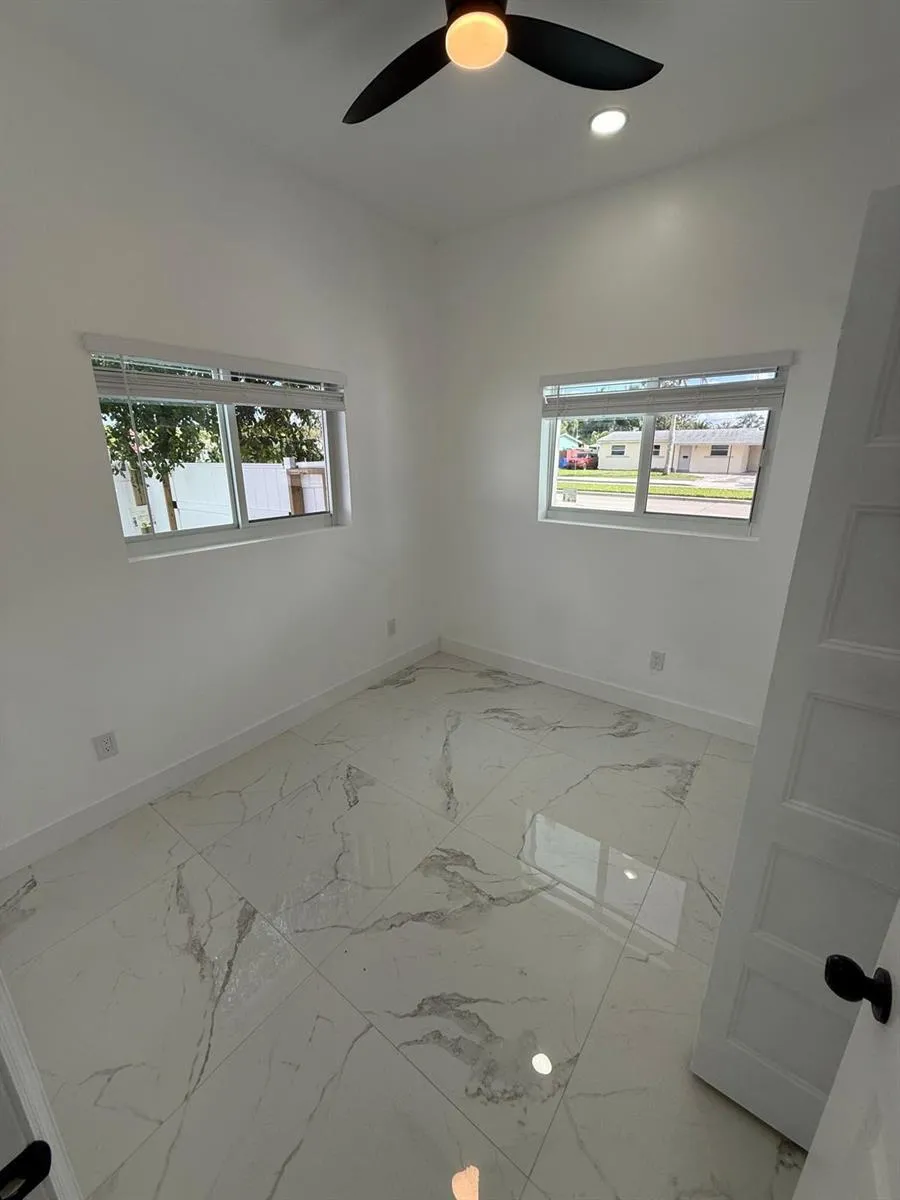 6319 Southgate Boulevard Margate, FL 33068