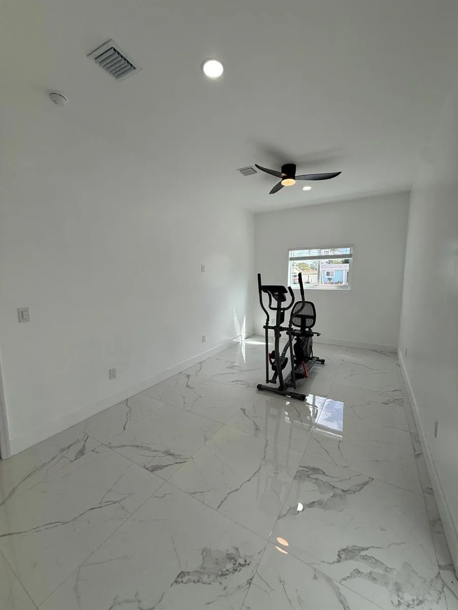 6319 Southgate Boulevard Margate, FL 33068